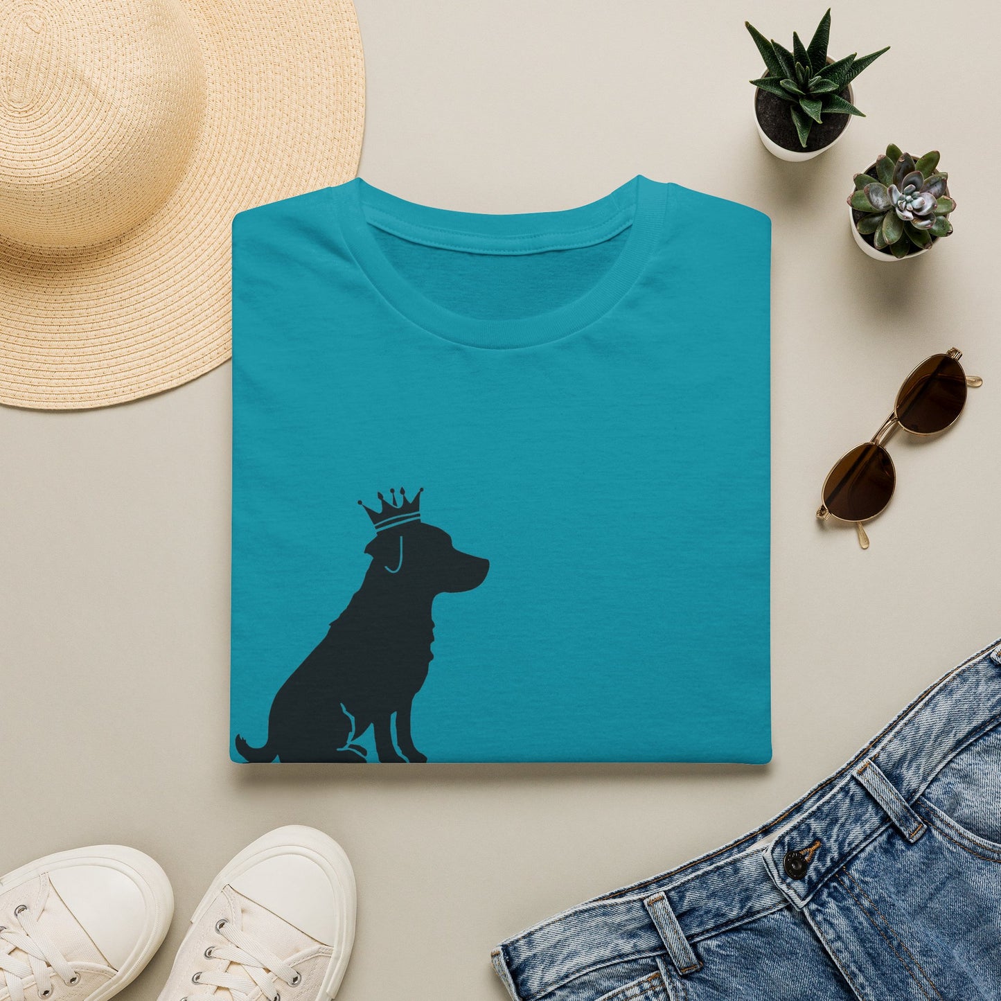'My Dog Thinks I’m Famous' Crowned Labrador Tee