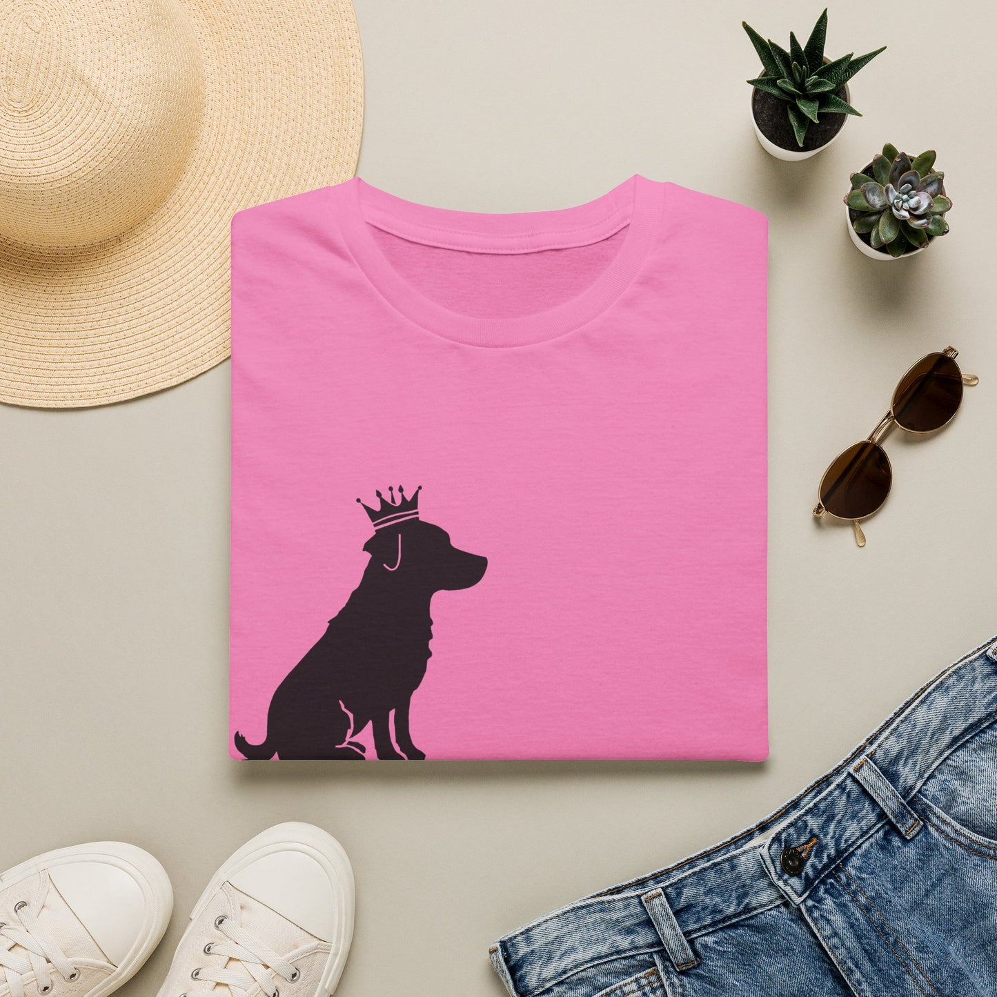 'My Dog Thinks I’m Famous' Crowned Labrador Tee